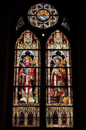 위트레흐트의 성 프레데리코와 미라의 성 니콜라오_photo by GFreihalter_in the Catholic Church of Saint-Hubert in Aubel_Belgium.jpg